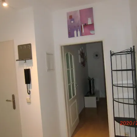 Rethelstrasse 97 Apartment Dusseldorf