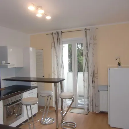 Apartment Rethelstrasse 97 Dusseldorf