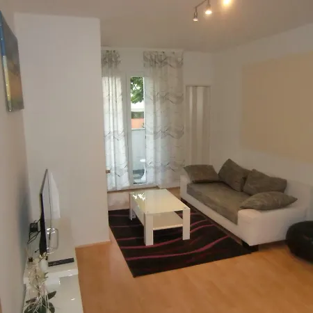 Rethelstrasse 97 Apartment *